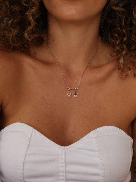 Colar Pingente Filhas Cravado Brilhante Banhado Ouro 18k