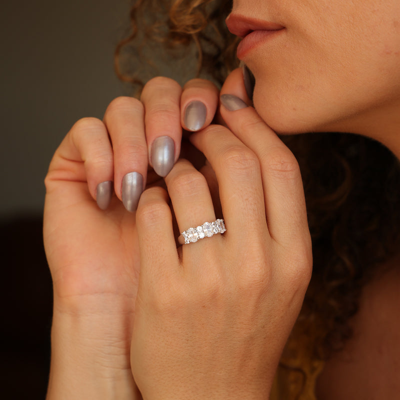 Anel Aparador Luxo P925