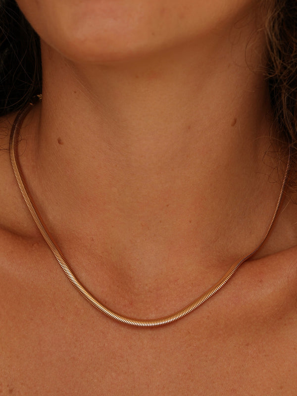 Corrente Malha Alemã Banho Ouro 18k — 35 cm + 10 cm Extensor