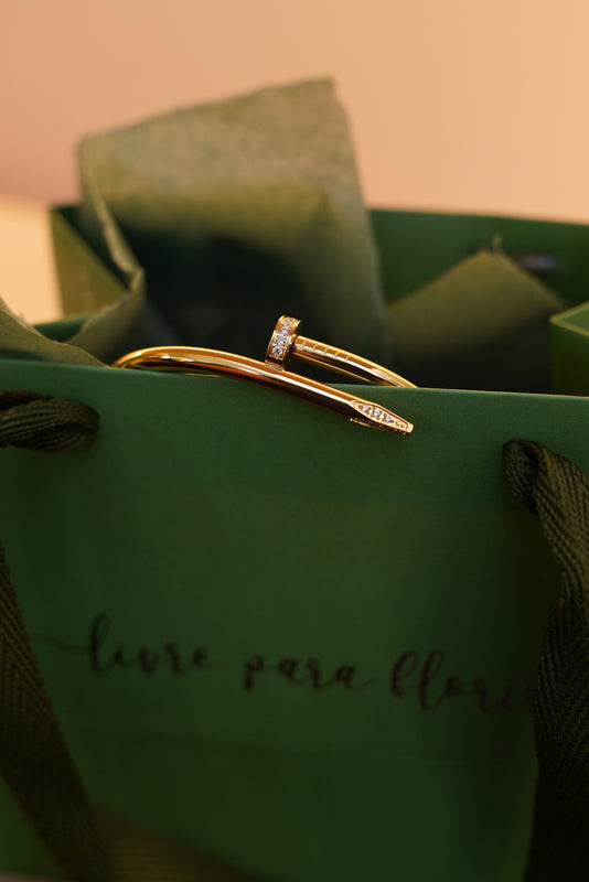 Bracelete Prego Cravejado B.O.
