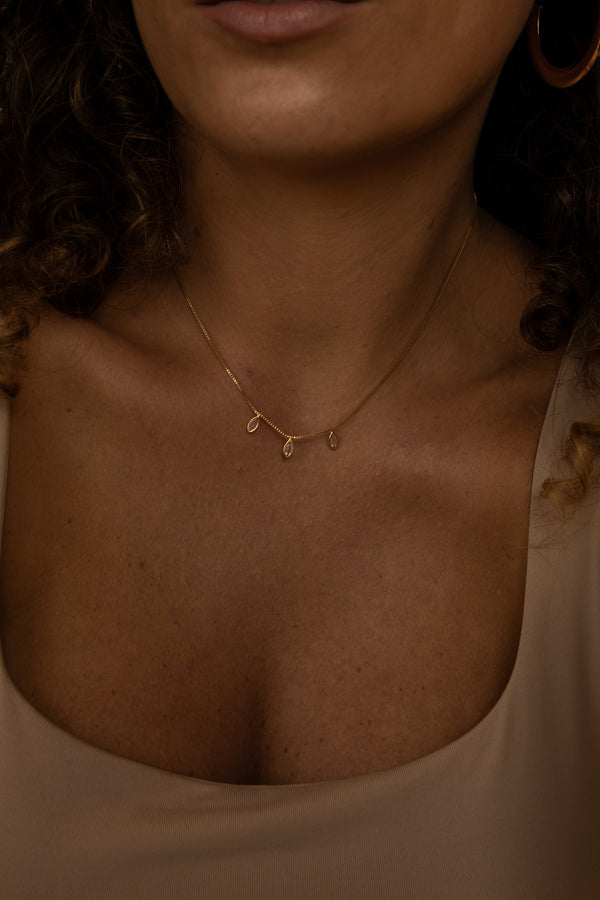 Colar Pingente Navete