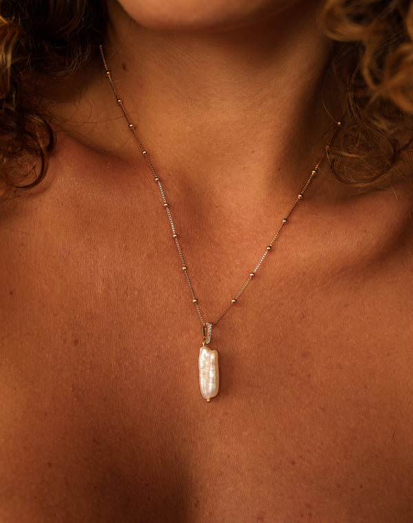 Colar Pérola Barroca Banhado em Ouro Amarelo 18k