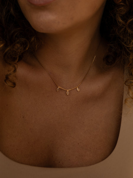 Colar Pingente Navete Trio Zircônia Banho Ouro 18k