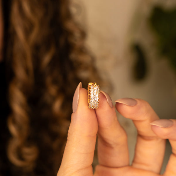 Brinco Argola Cravejado Microzircônias