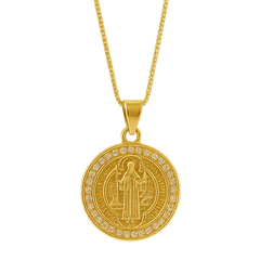 Colar Medalha São Bento Cravejado Zircônias Banho De Ouro 18k