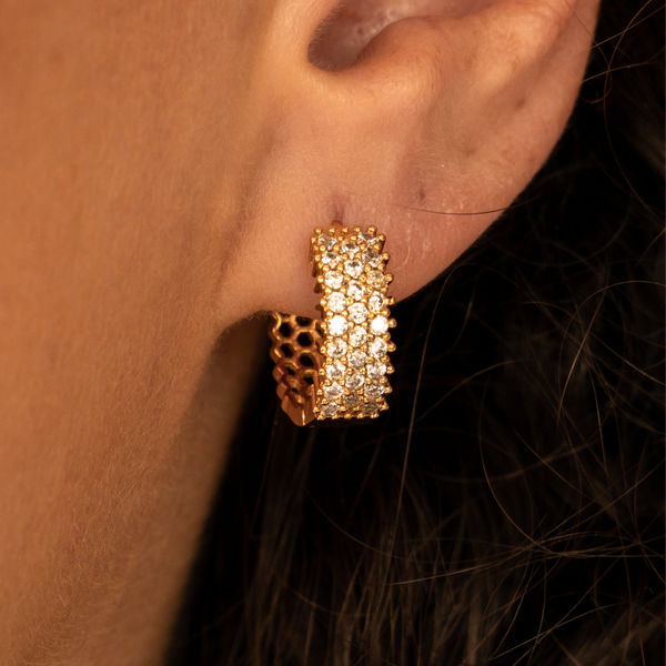 Brinco Argola Cravejado Microzircônias