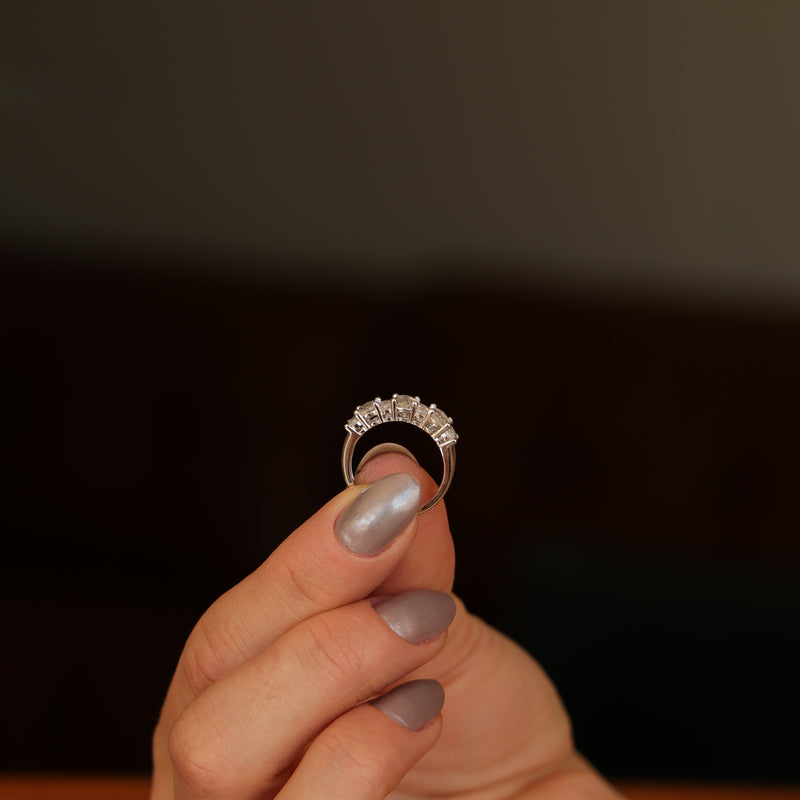 Anel Aparador Luxo P925