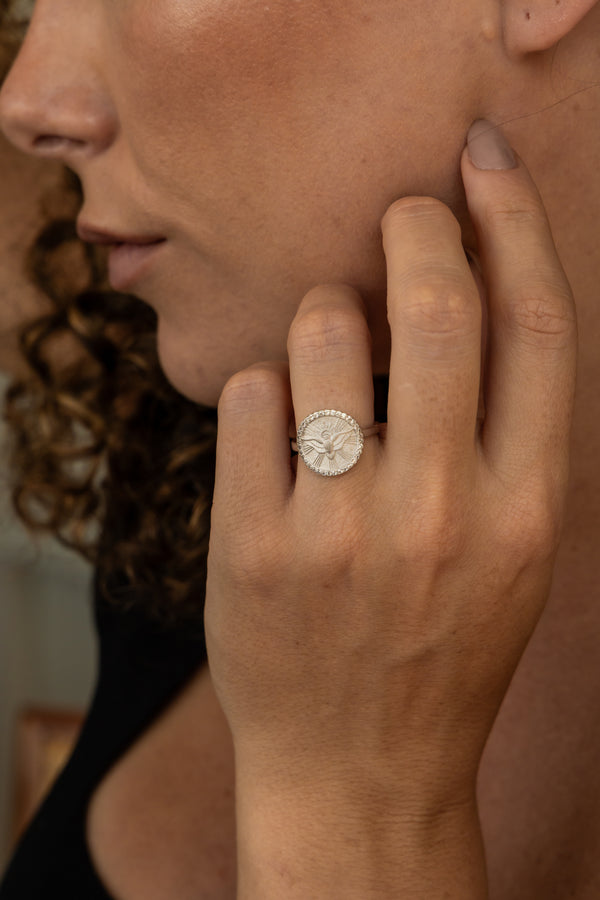 Anel Divino Espirito Santo P925