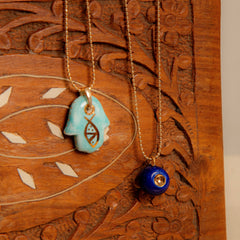 Colar Palma de Hamsa Porcelana P925