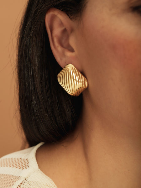 Brinco Losango Frisado Banhado Ouro 18k | Semijoia