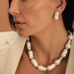 Colar de Pérolas Barroca Shell