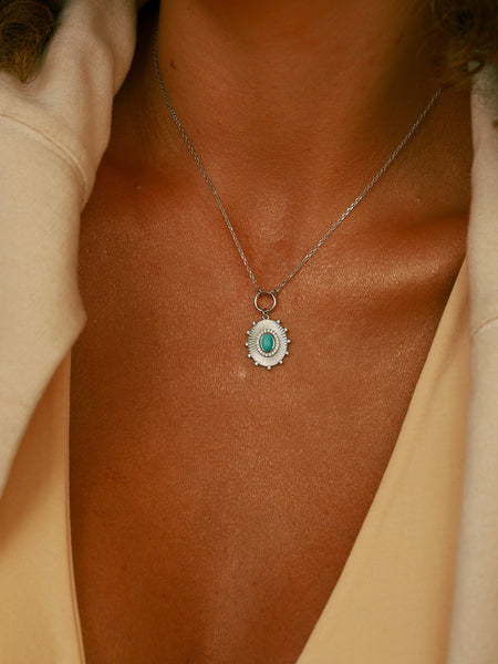 Colar Prata 925 Pingente Oval Frisado com Turquesa e Zircônias