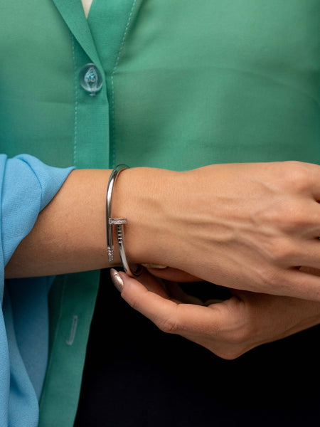 Bracelete Rígido Prego Cravejado Zircônias Ródio Branco