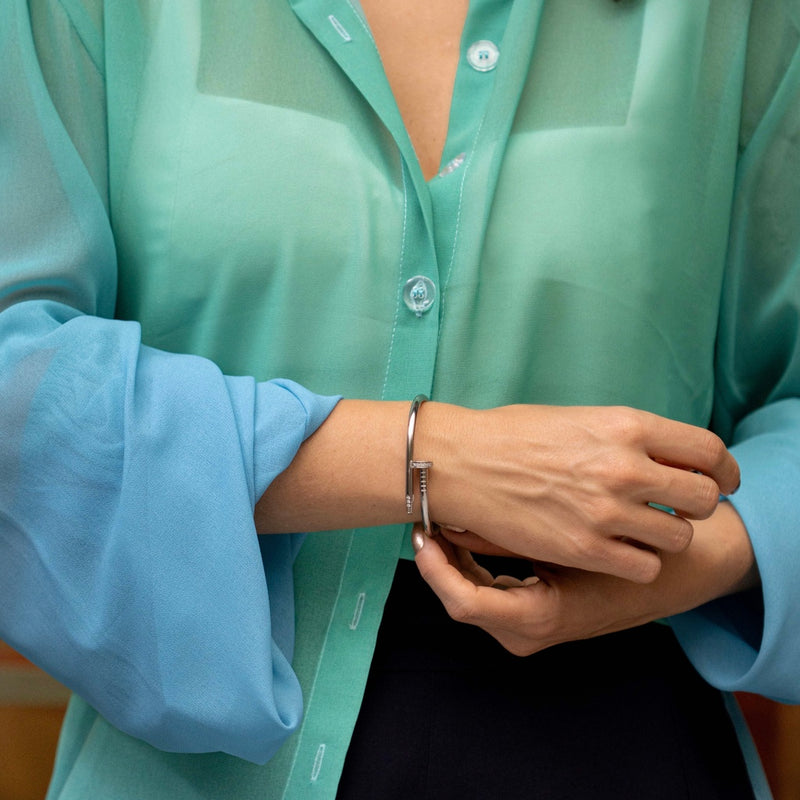 Bracelete prego cravejado