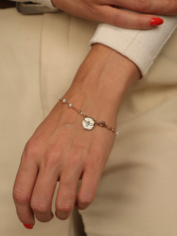 Pulseira Divino Espírito Santo com Pérolas Banho Ouro 18k